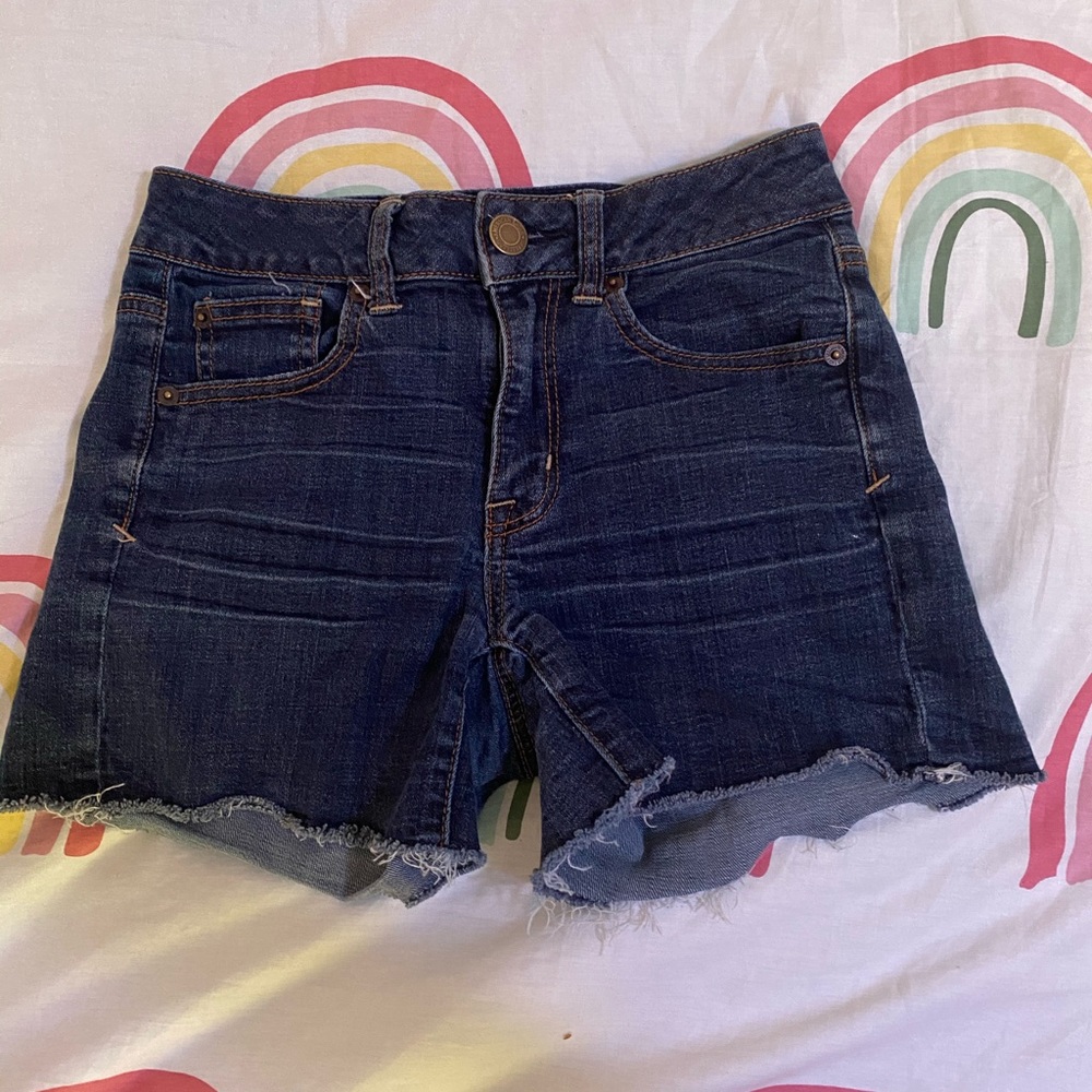 Shorts - Picture 2 of 4
